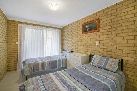 Galleries 3 - 3/28 Peregian Esplanade - Accommodation Sunshine Coast 7