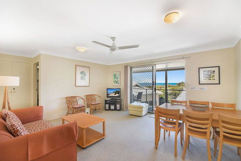 Unit 3 At 4 Pelican Street, Peregian Beach, Noosa Shire - Accommodation Sunshine Coast 4