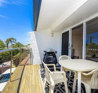 Sunbright 2/5 Petrel Street - Accommodation Sunshine Coast
