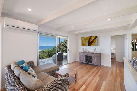 Peregians Viewing Deck, 324 David Low Way, Peregian Beach, Noosa Area - Accommodation Sunshine Coast 6