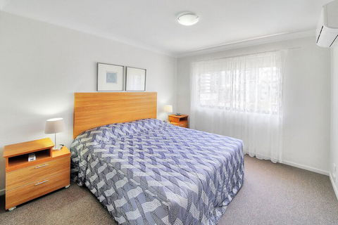 Airtrip Apartment On Russell St - Accommodation Sunshine Coast 7