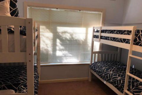 Pleasant View - Accommodation Sunshine Coast 2