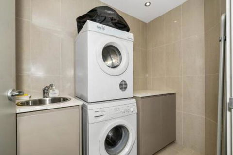 Coolwaters Penthouse - Accommodation Sunshine Coast 3