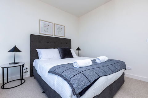 The Lively City 2bed 2 Bath APT @footscray - Accommodation Sunshine Coast 1