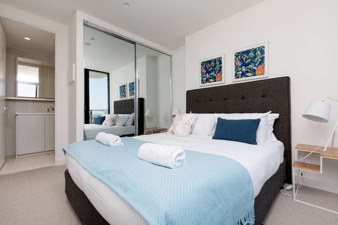The Lively City 2bed 2 Bath APT @footscray - Accommodation Sunshine Coast 3