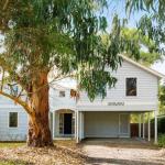 EVERGREEN BEACH HOUSE - Accommodation Sunshine Coast 0