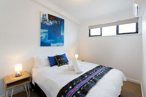 Windows On Pakenham - Accommodation Sunshine Coast 1