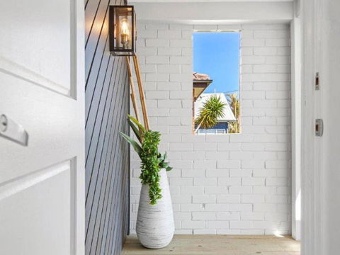 Toukley Waterfront Oasis - Accommodation Sunshine Coast 1