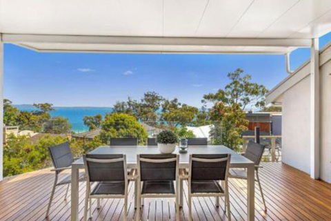 Nunkeri 5 Kerrie Close Stunning House With Fabulous Views Linen WIFI & Air Conditioning - Accommodation Sunshine Coast 6