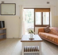 B6 Cafes  Restaurants close to UWA - Accommodation Sunshine Coast