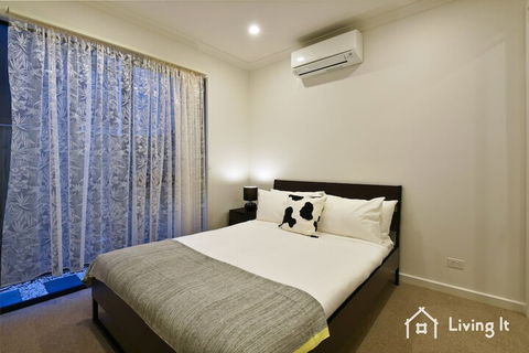 Tomkins Townhouse - Accommodation Sunshine Coast 3