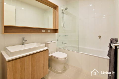 Tomkins Townhouse - Accommodation Sunshine Coast 4
