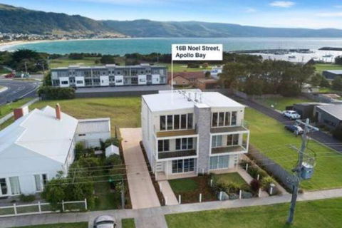 SEA NOOK Seconds From The Beach - Accommodation Sunshine Coast 2