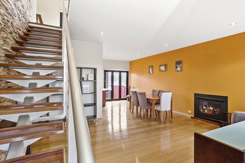 Ocean Views On Nicholson - Accommodation Sunshine Coast 1