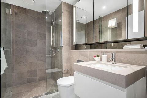 I02-china Town Luxury Service Apartment - Accommodation Sunshine Coast 2