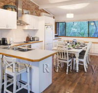 Coastal Cottage - Accommodation Sunshine Coast