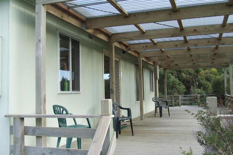 Bushland Retreat - Accommodation Sunshine Coast 3