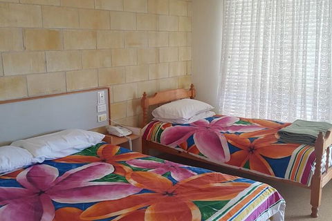 A Country View Motel - Ilbilbie - Accommodation Sunshine Coast 3