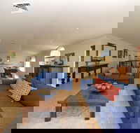 Marine Dr 2 / 70 Fingal Bay - Accommodation Sunshine Coast