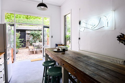 Adderley A Striking 1880s Restored Victorian - Accommodation Sunshine Coast 5