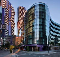 Melbourne port wharf Big bed room - Accommodation Sunshine Coast