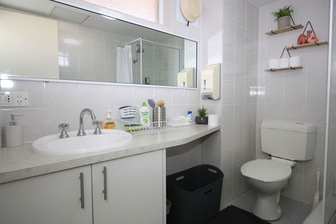 Resort Serviced Apartments - Mandurah - Accommodation Sunshine Coast 5
