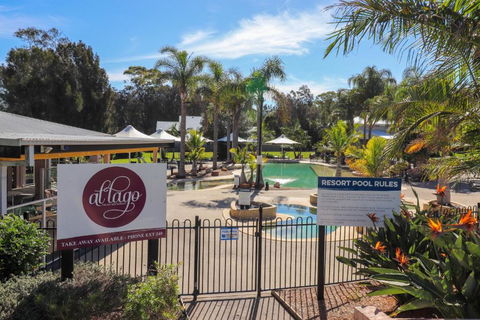 Blackbutt Family Loft Townhouse - Accommodation Sunshine Coast 2