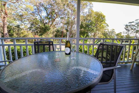 Plover Deluxe Resort Villa - Accommodation Sunshine Coast 6