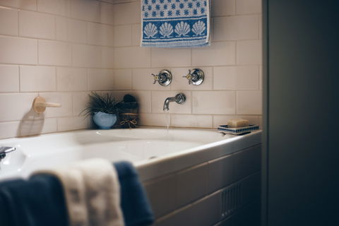 Hamilton House - Accommodation Sunshine Coast 4