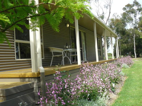 Camawald Coonawarra Cottage B & B - Accommodation Sunshine Coast 2