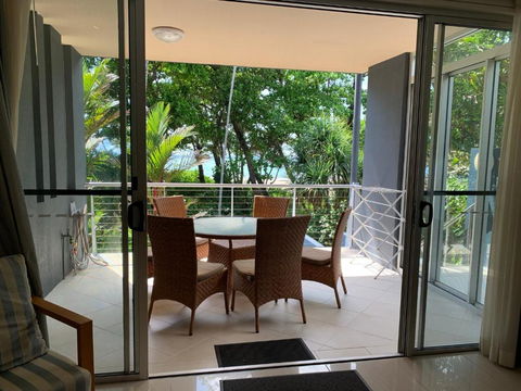 Beach House Apartment 1 - Accommodation Sunshine Coast 2