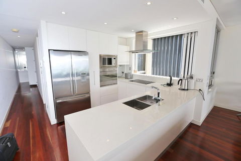 Dune On The Beach - Accommodation Sunshine Coast 3