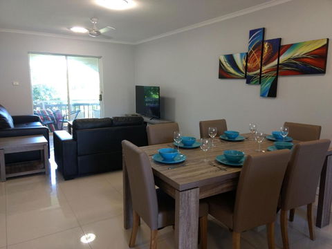 Oasis Private 2 Bed Apartment - Accommodation Sunshine Coast 2