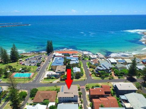 Bimbadeen Penthouse Across The Road From Main Beach! - Accommodation Sunshine Coast 6