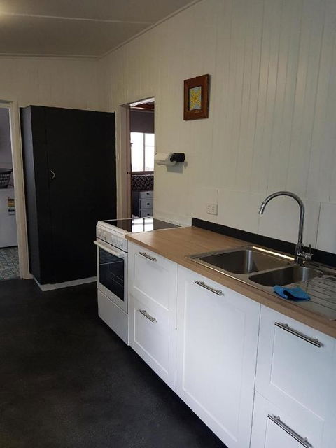 Sea Salt 24 Stewart Street - Accommodation Sunshine Coast 1