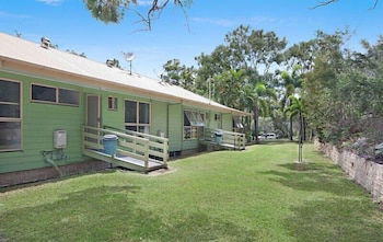 Orchid Beach Apartments - Accommodation Sunshine Coast 5