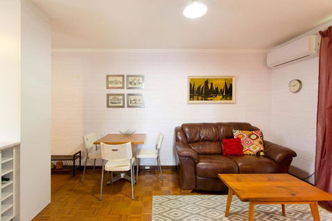 The Local Fremantle Apartment - Accommodation Sunshine Coast 3