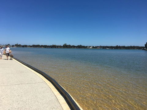 Mandurah Magic Penthouse. - Accommodation Sunshine Coast 5