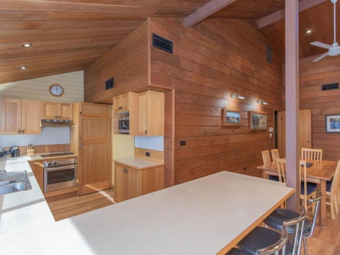 Ibis 19 McLure Circuit - Accommodation Sunshine Coast 1