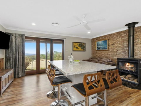 WINDARRI - Accommodation Sunshine Coast 1