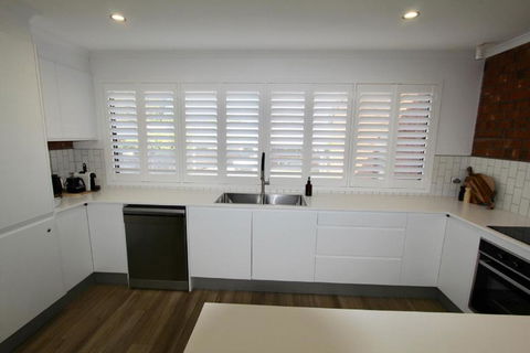 Southern Sands Beachfront Apartments - Accommodation Sunshine Coast 2