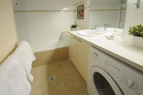One Bedroom Superb View - Accommodation Sunshine Coast 0