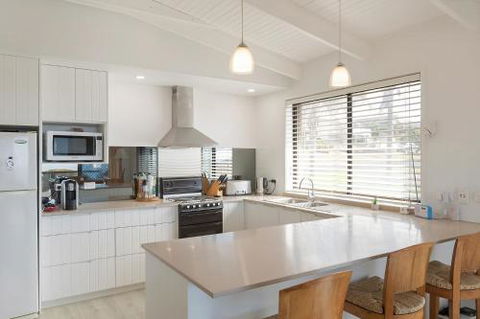 Kianga Parade Beach House - Accommodation Sunshine Coast 2