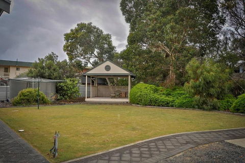 Coffin Bay Retreat - Accommodation Sunshine Coast 1