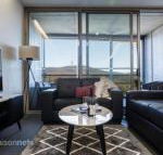 1 Bedroom Apt With Parking Walk to ANU - Accommodation Sunshine Coast