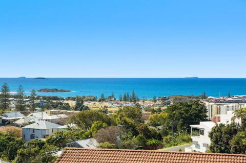 Sea La Vie #2 Luxury Apartment In Coffs Harbour Jetty With Pool Views & Walking Distance To The Beach! - Accommodation Sunshine Coast 5