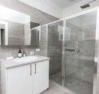 Wagga Apartments 4 - Accommodation Sunshine Coast