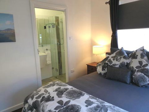 NEW Winston Cottage Leura Views & Location - Accommodation Sunshine Coast 4