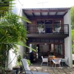 On The Beach At Four Mile Spindfrift - Accommodation Sunshine Coast 0