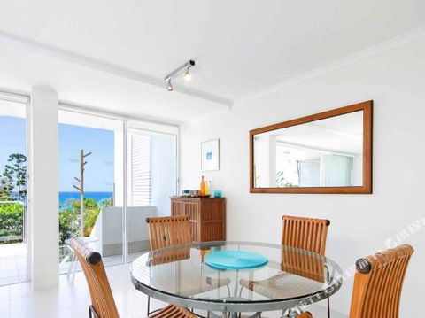 R & W Noosa Holidays 2 25 Allambi Rise - Accommodation Sunshine Coast 0
